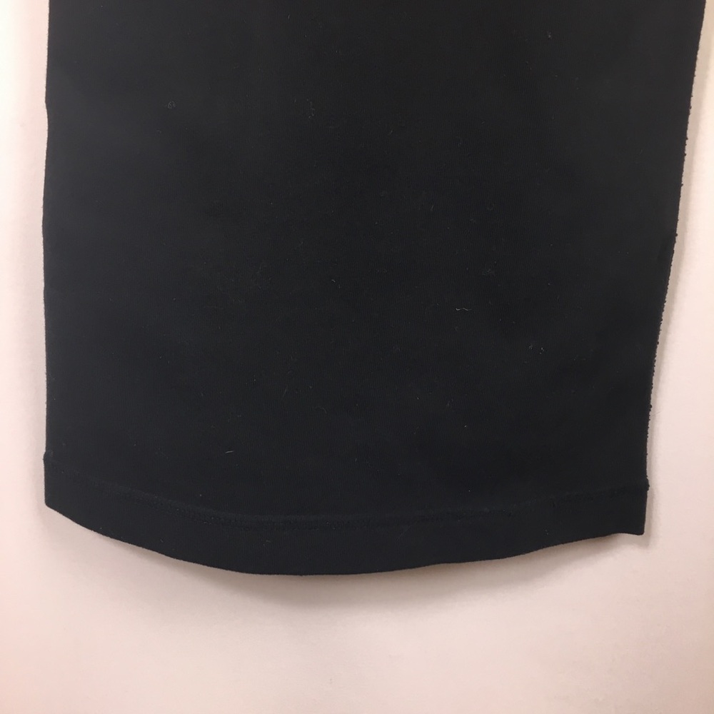 Lululemon black yoga pants - Picture 7 of 8